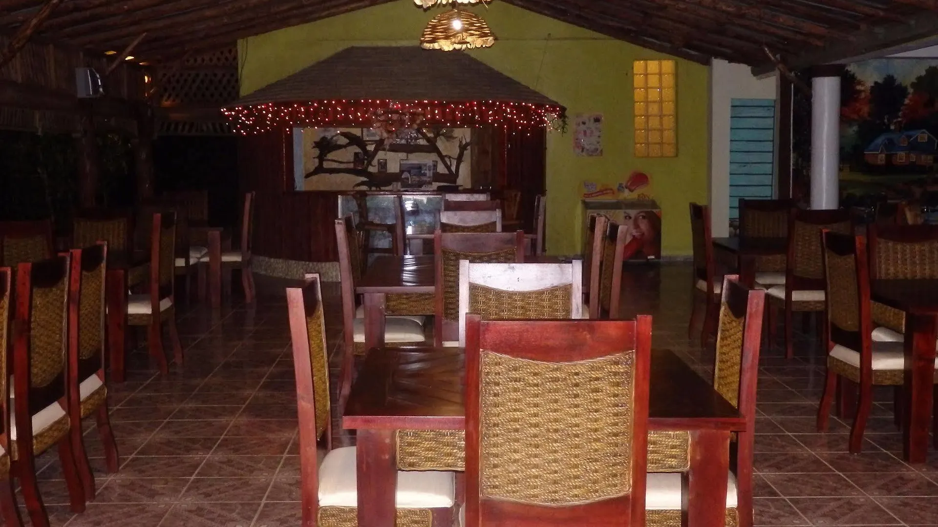 Marina Del Mar Hotel Restaurante Inn San Fernando de Monte Cristi