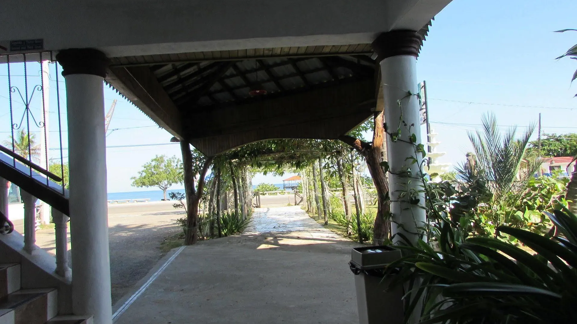 Marina Del Mar Hotel Restaurante Inn San Fernando de Monte Cristi